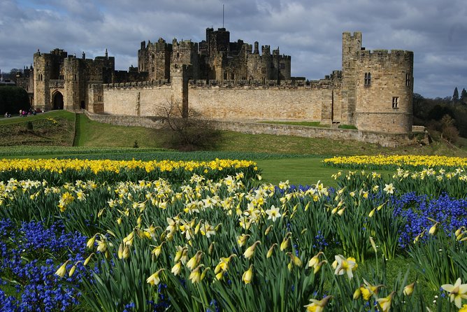 1 Day Alnwick Castle, Holy Island & Scottish Borders - Alnwick Garden or Alnwick Village: Choose Your Pace