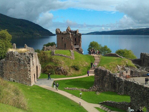 2-Day Inverness and the Highlands Very Small Group Tour from Edinburgh - Fort Augustus, Loch Ness, and Urquhart Castle stretch-your-legs time