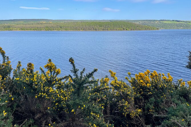 2-Day Outlander Experience Small Group Tour from Edinburgh - Guides, commentary, and why the small bus feels different