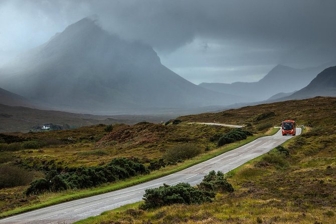 3-Day Isle of Skye Inverness Highlands and Glenfinnan Viaduct Tour from Edinburgh - Day 3: Loch Ness option, Culloden history, Clava Cairns and the 18th-century Highland life