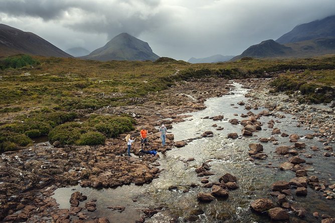 3-Day Isle of Skye Inverness Highlands and Glenfinnan Viaduct Tour from Edinburgh - What the coach setup means for your comfort and energy