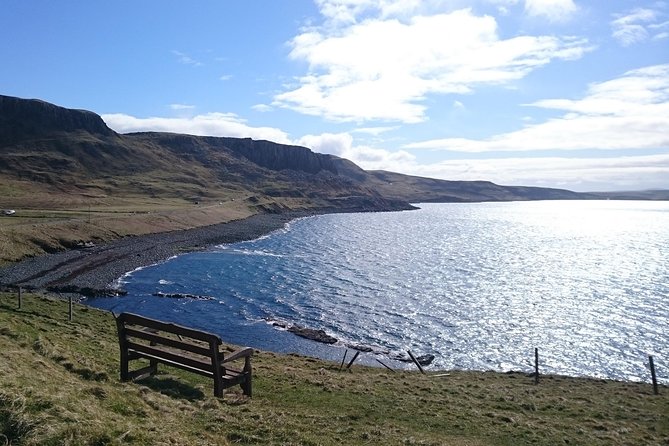 5-Day Best of Scotland Experience from Glasgow - A coach circuit that ties together Loch Lomond, Skye, and Loch Ness