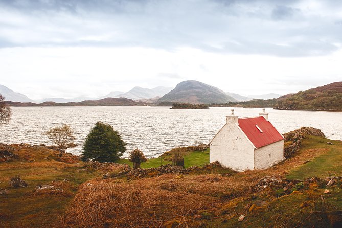 5-Day Highland Explorer and Isle of Skye Small-Group Tour from Edinburgh - Day 5: Eilean Donan Castle, Buachaille Etive Mor Views, and Glencoe