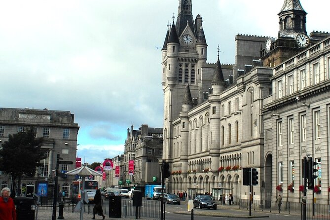 500 Years of Crime and Punishment: A Self-Guided Audio Tour - Mercat Cross: announcements, punishment, and a queen tied to treason