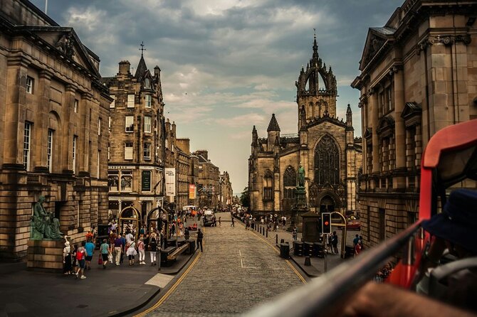 Amitylux Best of Private Edinburgh Walking Tour-3 Hours - Grassmarket: pubs, shops, and where the city feels lived-in