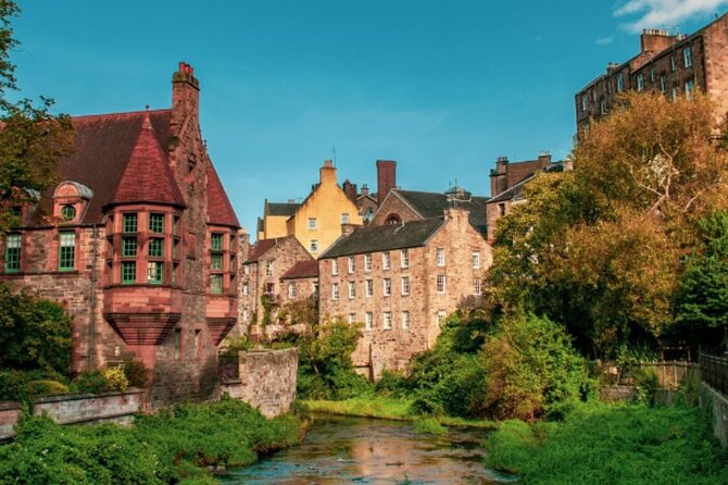 Amitylux Best of Private Edinburgh Walking Tour-3 Hours - Calton Hill panoramas, with a weather and pace check