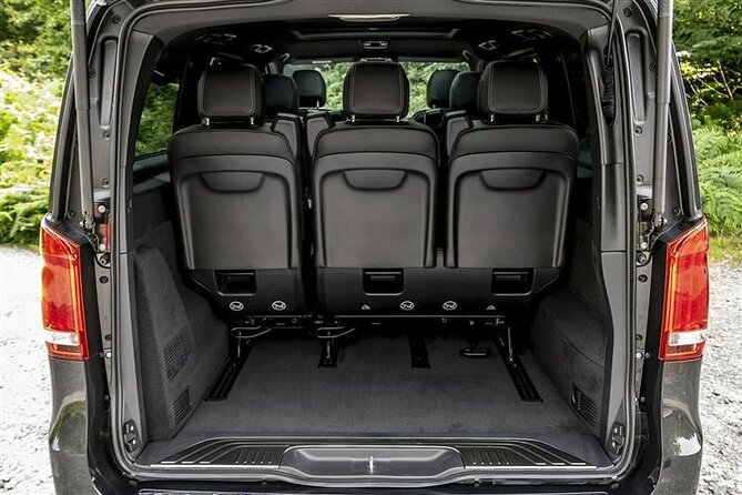 Arrival Transfer Edinburgh Airport EDI to Edinburgh by Minivan - The Mercedes V Class ride, clean comfort and bottled water