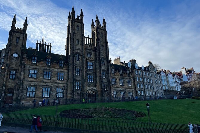 Best of Edinburgh Walking Tour-3 Hours, Small Group max 10 people - The Royal Mile spine: St Giles to Princes Street without getting lost