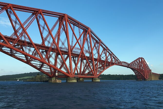 Blackness Castle Cruise - Port Edgar Marina to the bridges: how the 90 minutes unfolds