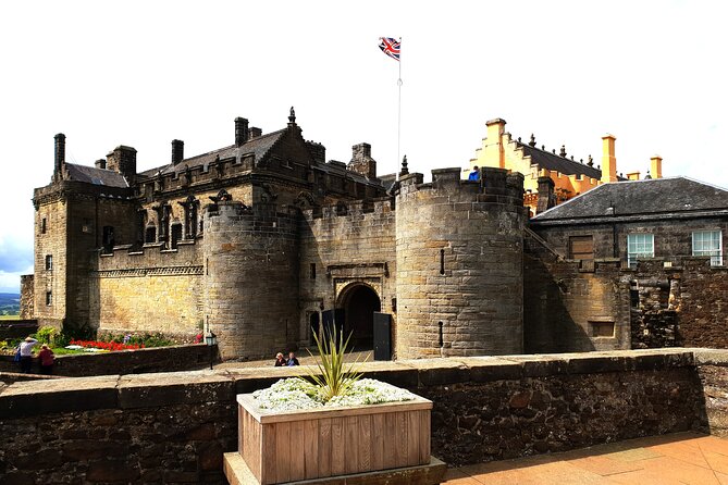 Blackness & Stirling Castle, Wallace Monument Private Tour - Wallace Monument: the staircase, the story, and the big countryside views