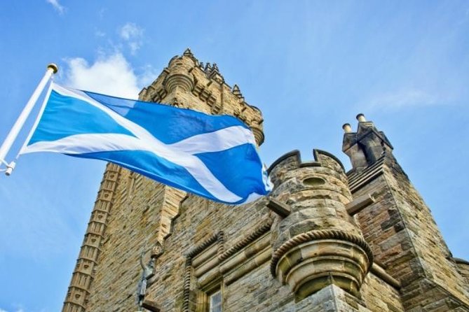 Braveheart Luxury Private Day Tour from Edinburgh - Doune Castle: a courtyard fortress with gatehouse drama and film stories