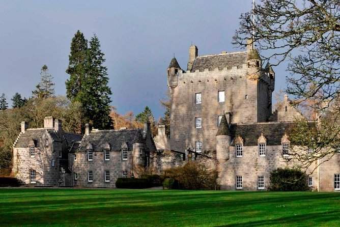 Cawdor Castle, Inverness, Culloden, Outlander and Loch Ness Tour - A cruise-ready Highland loop from Invergordon