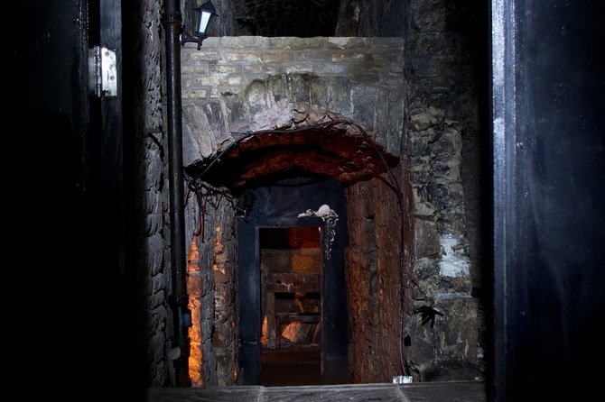 City of the Dead Underground Vaults (Day) - Who should book (and who should skip)