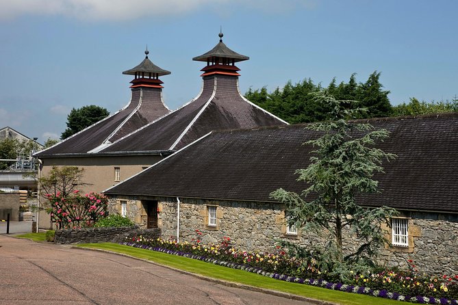 Clan Tour - of Speyside Distilleries - Glenfiddich tasting room time, and how to manage spending