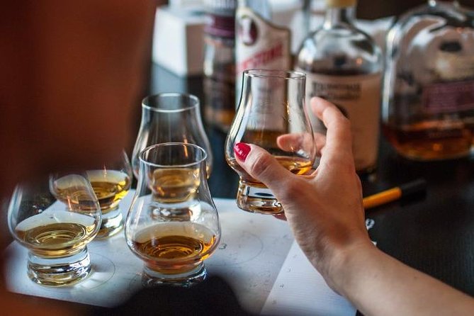 Clan Tour - of Speyside Distilleries - The kilted guide experience, and why small-group matters