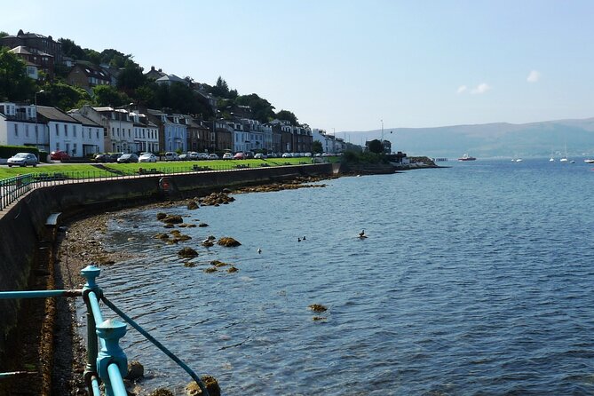 Clyde Coast Tours, see the stunning river Clyde and Argyll hills from Glasgow - Newark Castle stop: a real riverbank landmark with a small entry fee
