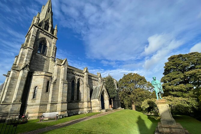 Coastal Charms: St Andrews & Kingdom of Fife Private Day Tour - Door to door pickup from Edinburgh, plus the Forth Bridges photo hour