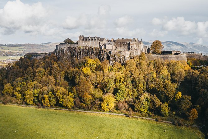 Day Trip to Loch Lomond and Trossachs National Park with Optional Stirling Castle Tour from Edinburgh - Live Commentary on the Coach: Stories That Actually Help