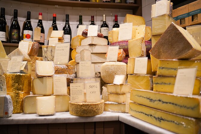 Eating Edinburgh: Old Town Food & Drinks Tour - Quick hits before you go