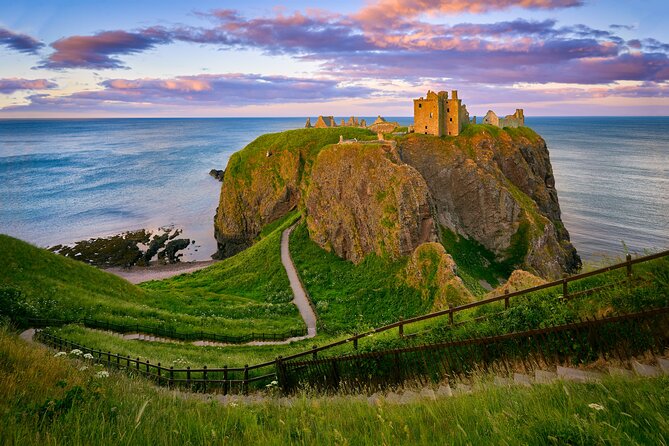 Edinburgh: Aberdeenshire, Balmoral Castle and the Northeast Coast - Perth and the Forth Bridges: the final stretch back to Edinburgh