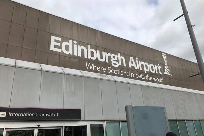 Edinburgh Airport to Edinburgh City one way Private Transfer - What Happens Once You’re in the Car: Comfort and Practical Extras
