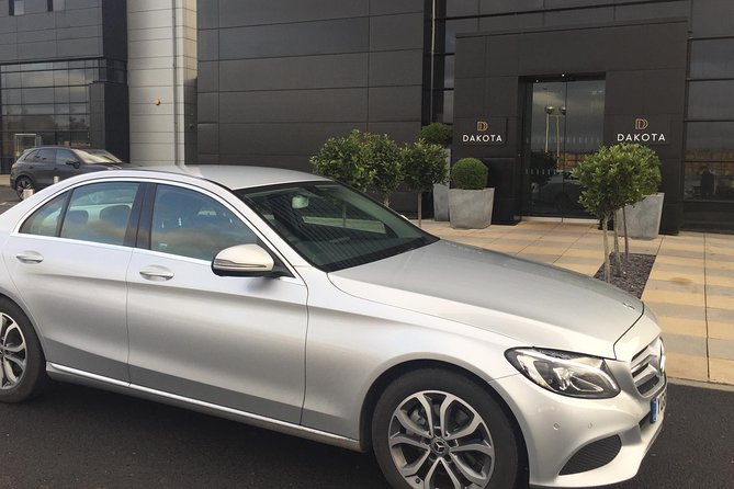 Edinburgh Airport to Glasgow City Chauffeured Hire Driver - Your Chauffeured Ride in an Air-Conditioned Mercedes-Style Vehicle