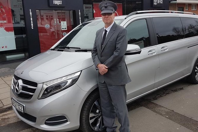 Edinburgh Airport to Glasgow City Chauffeured Hire Driver - When This Transfer Works Best (and When It Might Not)