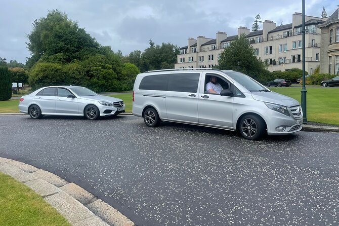 Edinburgh Airport to Glasgow City One Way Private Transfer - Your Vehicle and Group Size, Up to 8 People