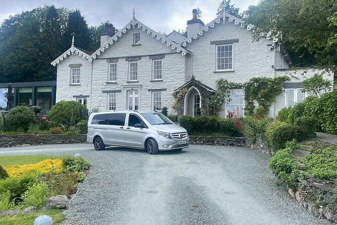 Edinburgh Airport to Glasgow City One Way Private Transfer - The Meet-and-Greet: What Happens After You Land