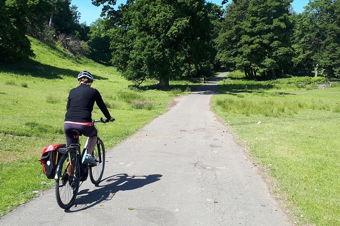 Edinburgh Bridges & Countryside BIke & Ebike Tour with Transfers - Quiet routes and transfers: why the logistics are part of the experience