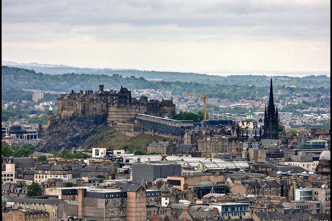 Edinburgh Castle Guided Tour - Tickets Included - Who should book this Edinburgh Castle guided tour?