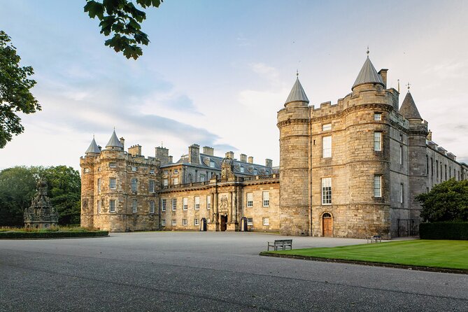Edinburgh Castle Guided Walking Tour & Holyrood Palace Ticket - Holyrood Palace at 2:00 p.m.: royal stories plus modern relevance