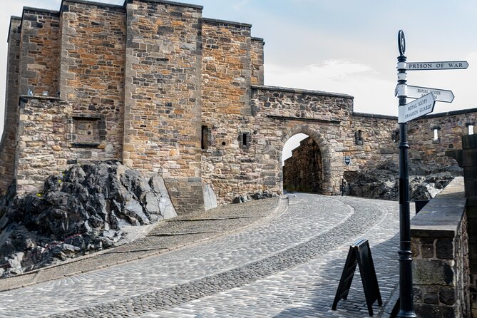 Edinburgh Castle: Guided Walking Tour with Entry Ticket - Weather, outdoor touring, and building access realities