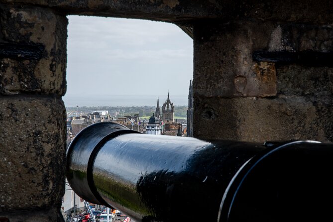Edinburgh Castle: Guided Walking Tour with Entry Ticket - Who should book this guided Edinburgh Castle tour?