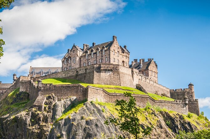 Edinburgh Castle Highlights Tour with Tickets, Map, and Guide - Royal Mile meeting point and the first look from the esplanade
