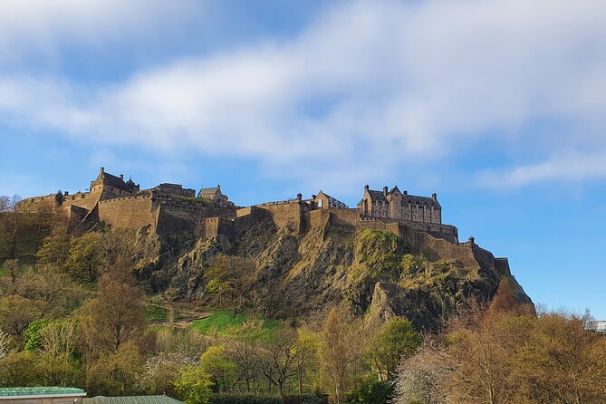 Edinburgh Castle Highlights Tour with Tickets, Map, and Guide - What you get for the $58.23 price: tickets, map, guide, and time saved