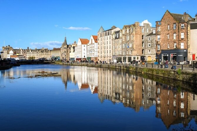 Edinburgh City 4-Hour Private Guided Black Taxi Tour Experience - Stop 7 and 8: Edinburgh Castle From the Road, Then Arthur’s Seat Views