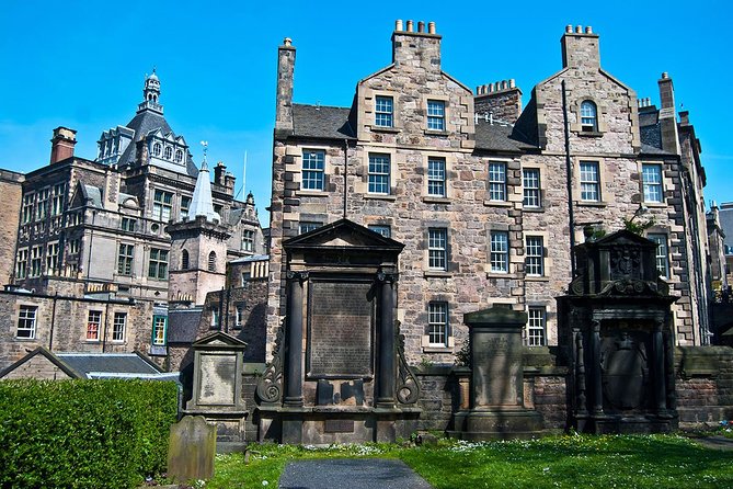 Edinburgh Darkside Walking Tour: Mysteries, Murder and Legends - Old Calton Burial Ground: where names like Hume and Burke and Hare make sense