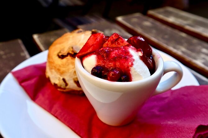 Edinburgh Food Tour with Scotch, Haggis, a Secret Dish & More - Royal Botanic Garden stop: plants, conservation, and the science behind flavor