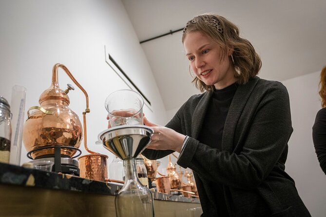 Edinburgh Gin Distillery Making Experience - Entering Edinburgh Gin Distillery, and why The Arches location matters