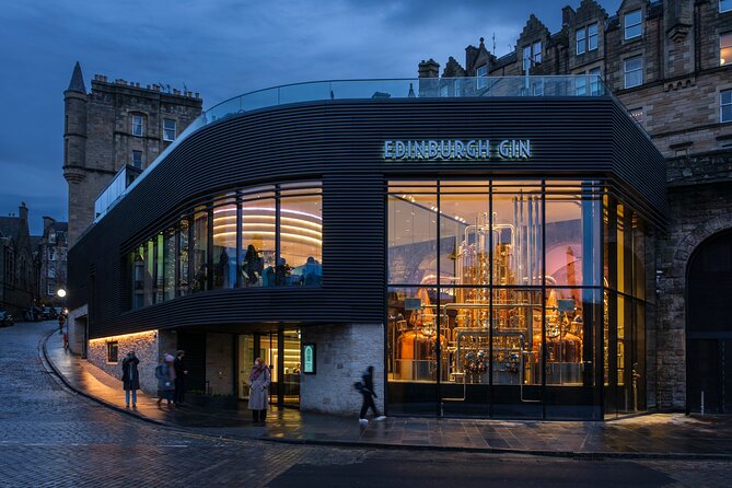 Edinburgh Gin Distillery Making Experience - Your custom label, and the final celebratory G&T