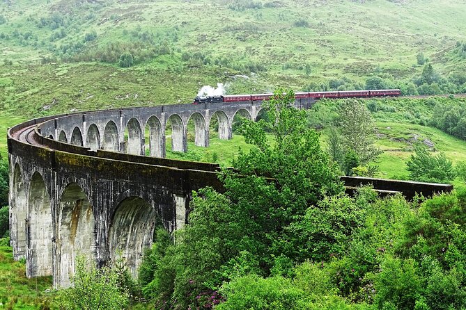 Edinburgh: Glenfinnan Viaduct, Glencoe & Fort William - Fort William lunch time: where the Highlands feel real