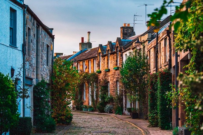 Edinburgh Half Day Tour (Private Chauffeur) - Why a private chauffeur half-day makes sense in Edinburgh