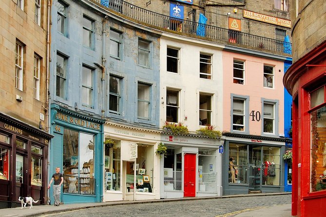 Edinburgh Half Day Tour (Private Chauffeur) - Edinburgh Castle terrace photo stops without the long sit