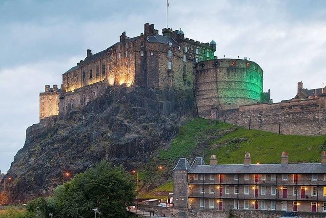 Edinburgh Half Day Tour (Private Chauffeur) - Price and value for a private group of up to 7