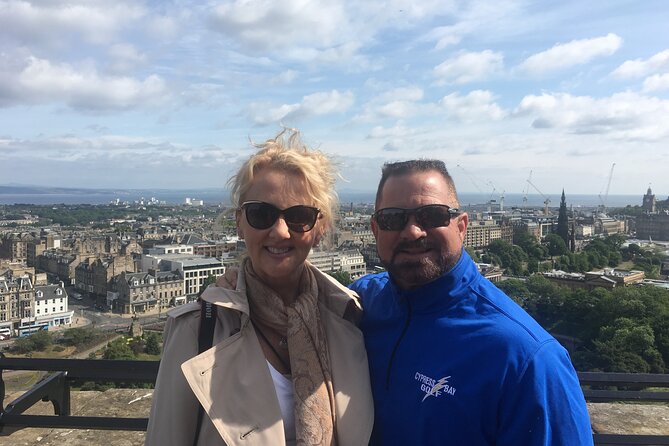 Edinburgh Highlights & Hidden Gems: Private Tour with a Local - Old Town streets, whisky in local pubs, and how to handle drinks