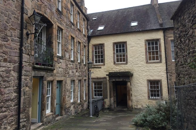 Edinburgh: History Lovers Old Town Walking Tour - St Giles’ Cathedral: architecture first, with entry not included