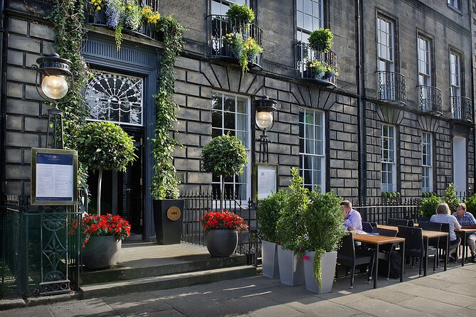 Edinburgh Luxury Private Food & Drink Tour with Eat Walk Tours - Guides Matter: Tom, Wag, and Anastaziya Set the Tone