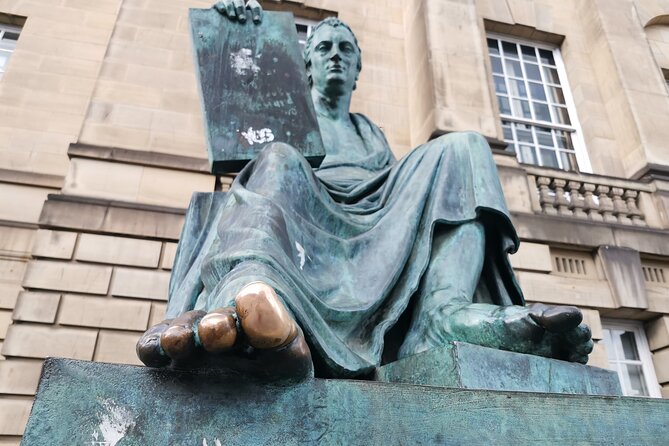 Edinburgh Old Town Private Self-Guided Tour - Scottish parliament, John Knox, and the ideas that shaped the city
