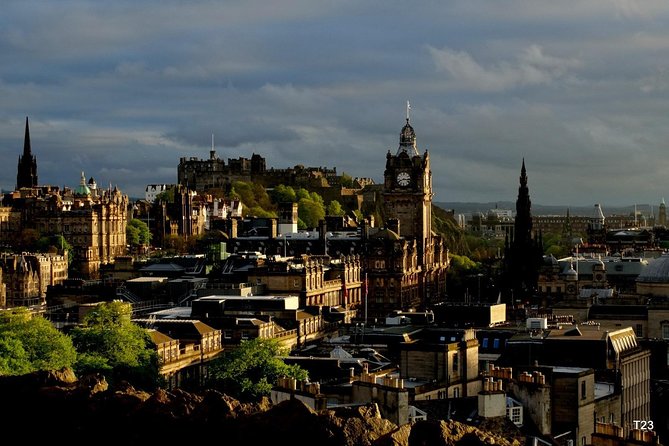 Edinburgh - Old Town Stories - Where It Starts: West Parliament Square to Greyfriars Kirkyard